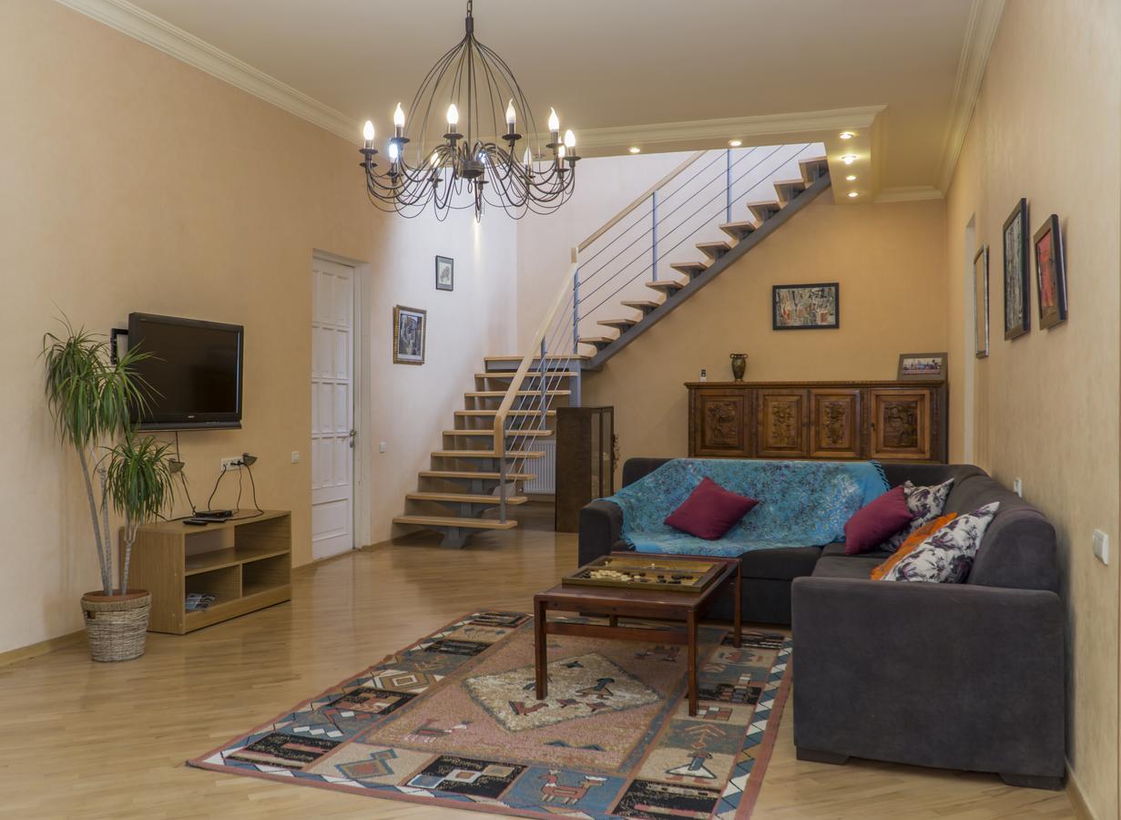 4Bd Appartaments With Cozy Garden Τυφλίδα Εξωτερικό φωτογραφία