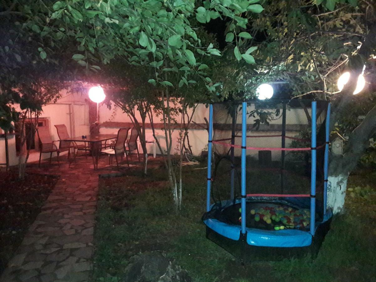 4Bd Appartaments With Cozy Garden Τυφλίδα Εξωτερικό φωτογραφία